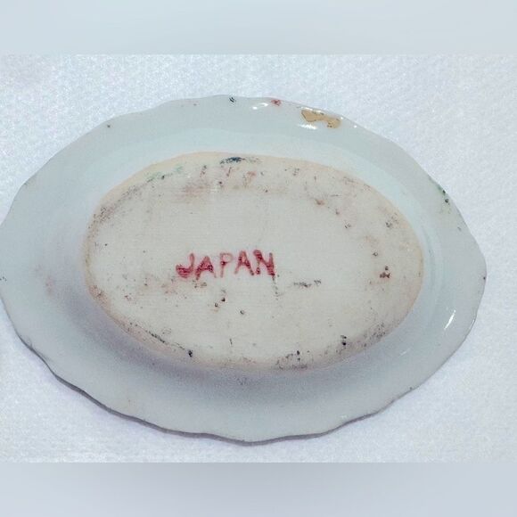 RARE & VINTAGE Japan Porcelain Trinket Dish – A Collectible Gem of Elegance - Picture 5 of 7